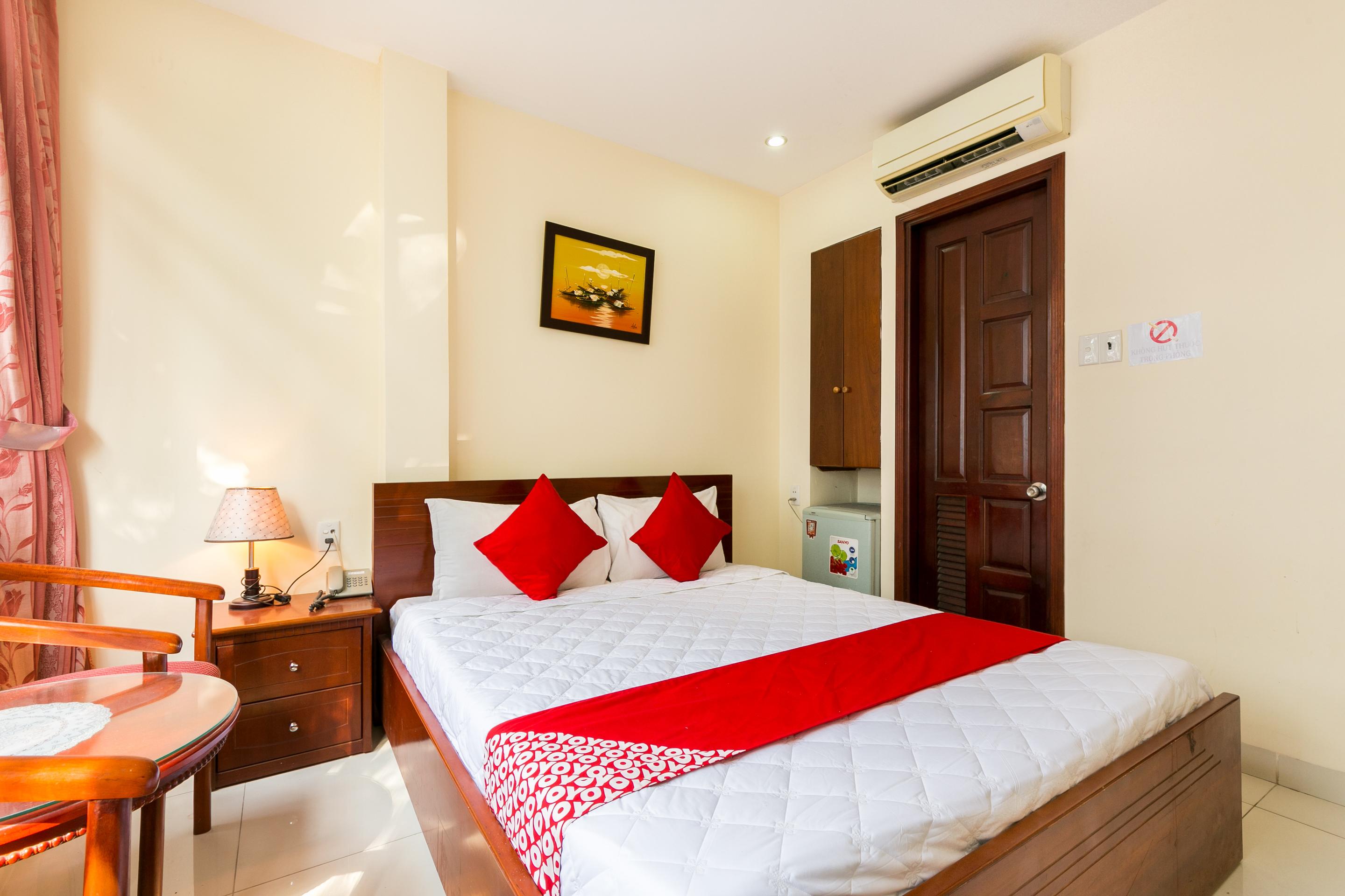 Oyo 422 Nguyen Thanh Hotel Ho Şi Min Exterior foto