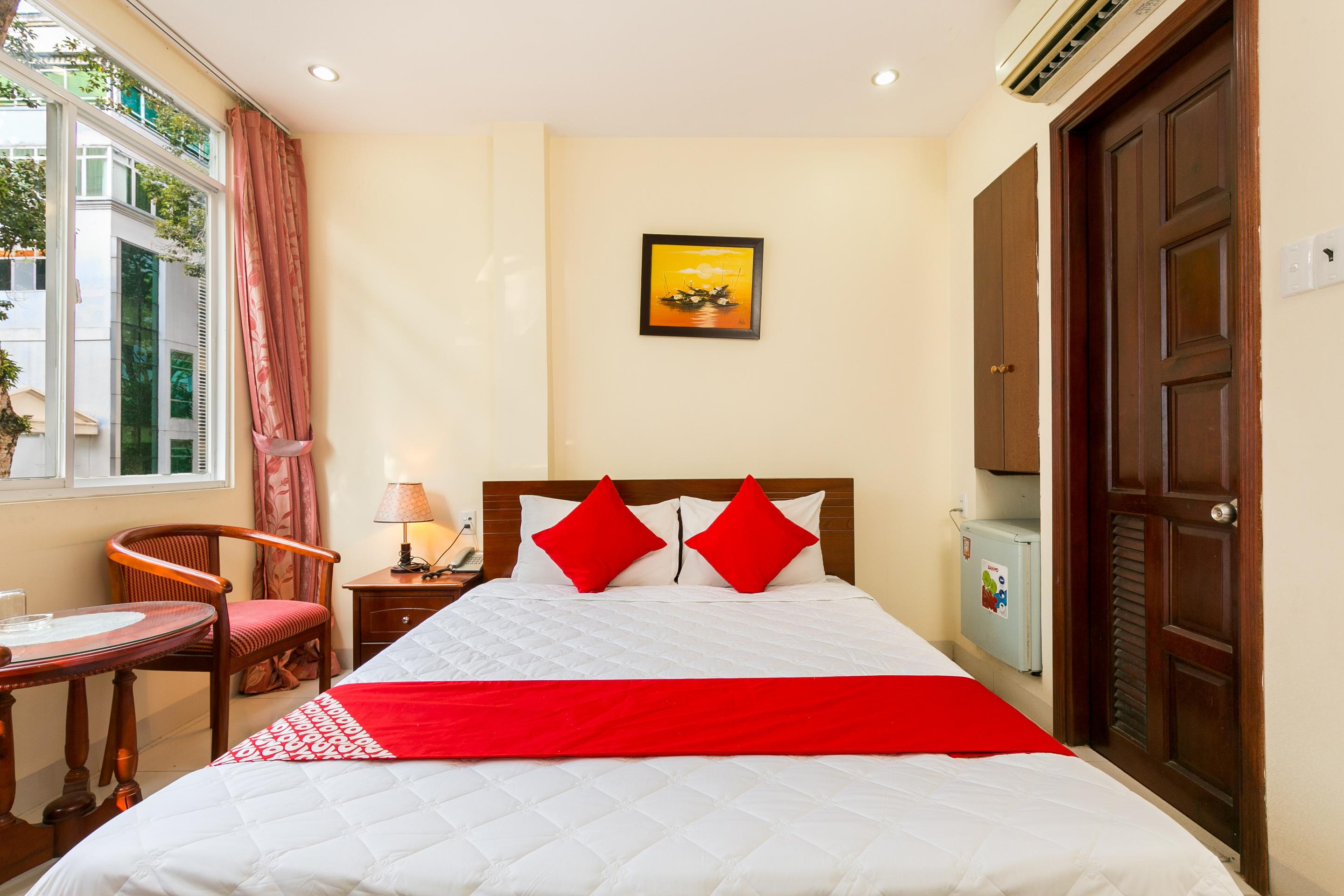 Oyo 422 Nguyen Thanh Hotel Ho Şi Min Exterior foto