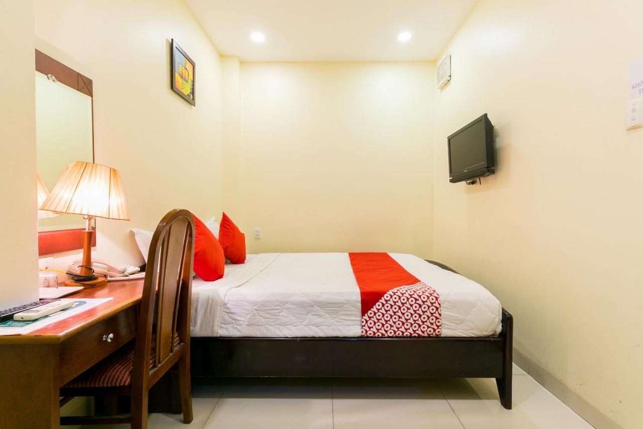 Oyo 422 Nguyen Thanh Hotel Ho Şi Min Exterior foto
